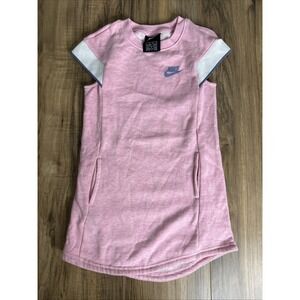 Nike Girls Pink Short Sleeve Sweat Shirt Medium (6)